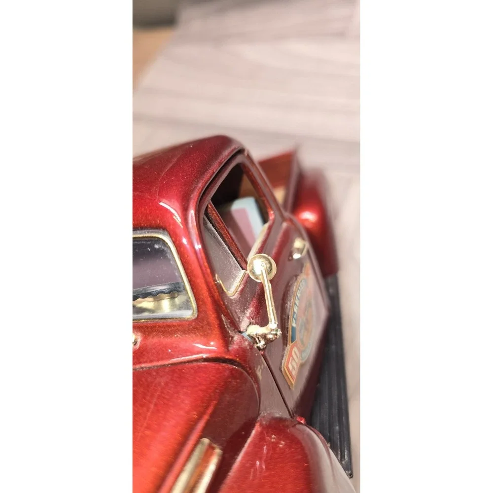Road Legends 1:18 Scale 1948 F-1 Pick Up 50 Year Anniversary 92219